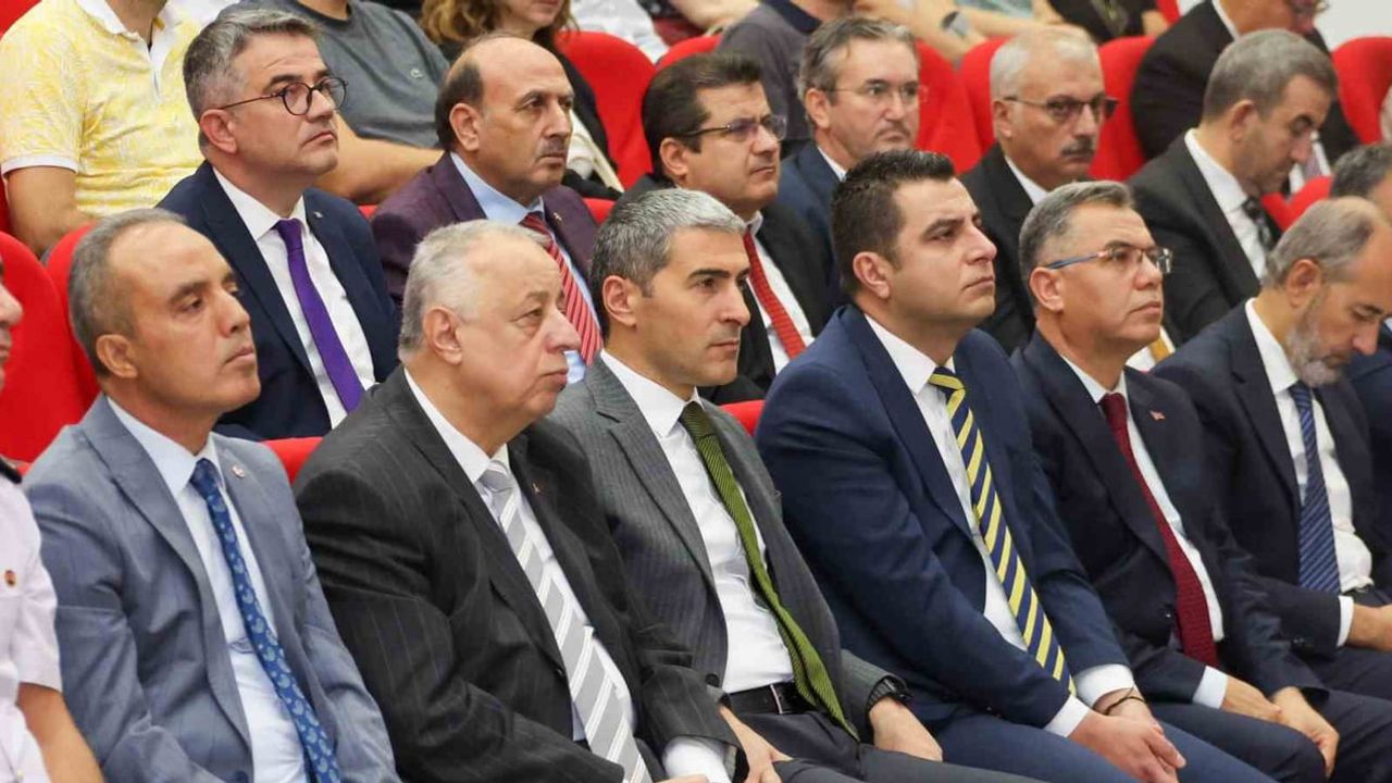 Vali Naci Aktaş liderliğinde okul güvenliğinde tedbir ve denetim vurgusu