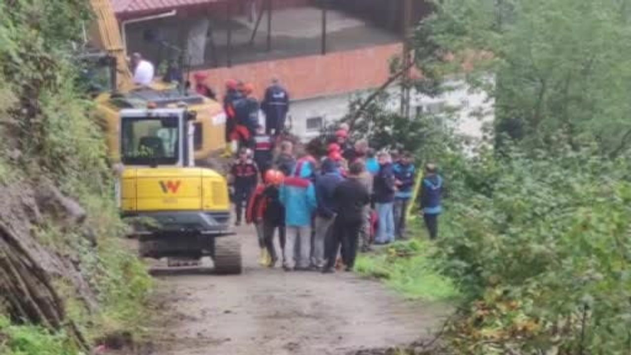 Valilikten uyarı: Ortahisar olayında 'heyelan' değil iş kazası