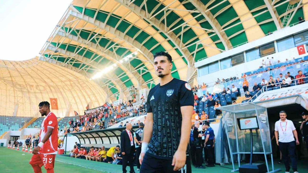 Vanspor FK akhisar'da son vuruşla 1-1'i kurtardı