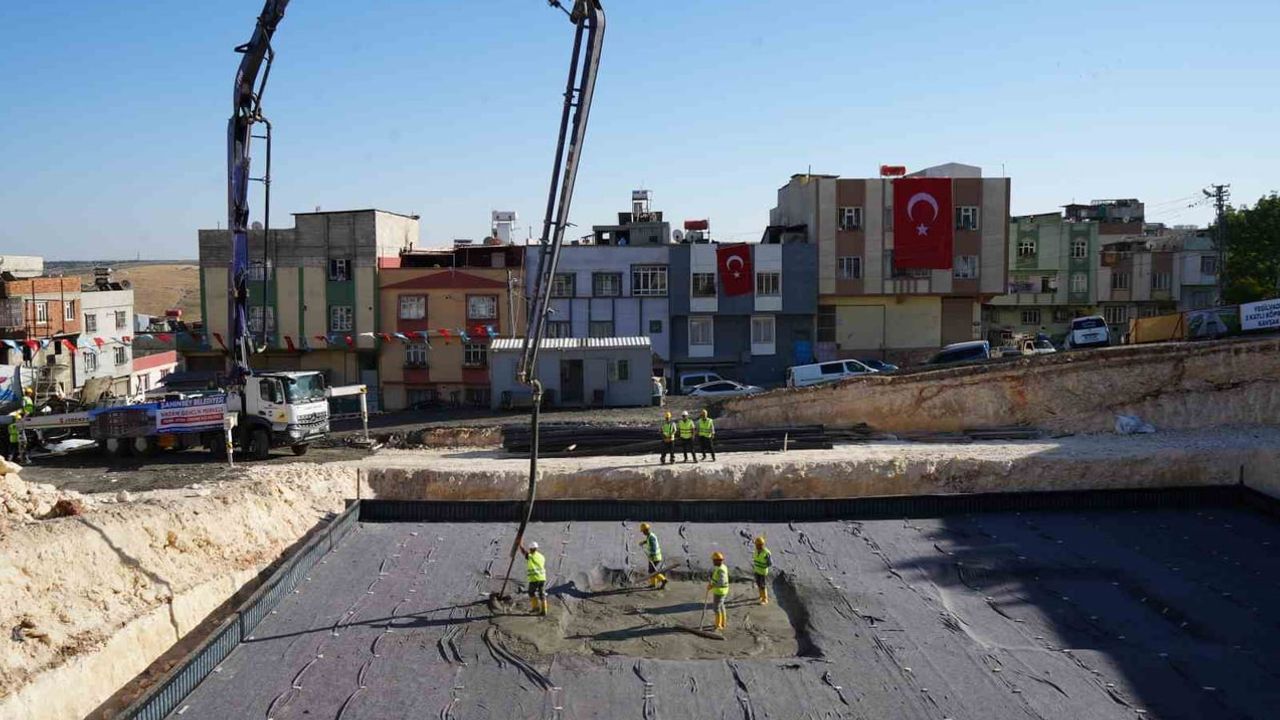 Vatan mahallesine çok amaçlı gençlik merkezi temeli atıldı