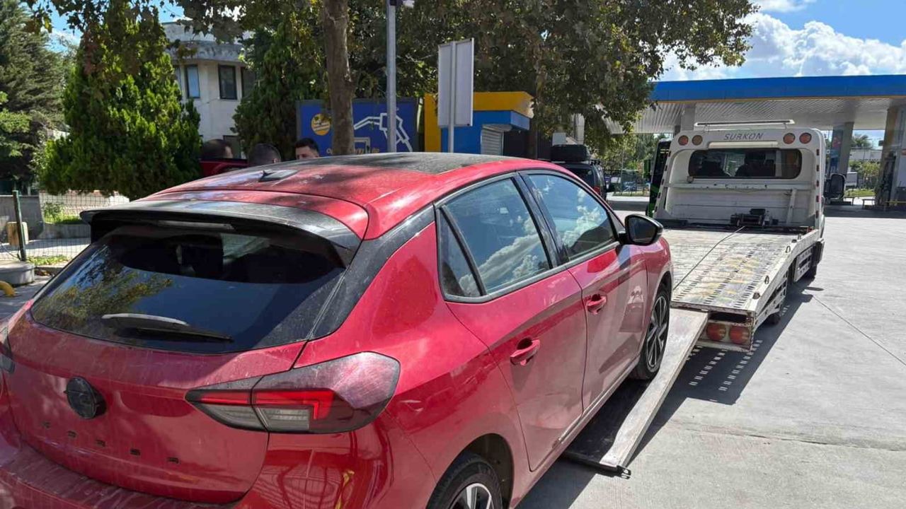 Vatandaşın görüntü ihbarı ile makas atan iki sürücü 181 bin lira ceza aldı