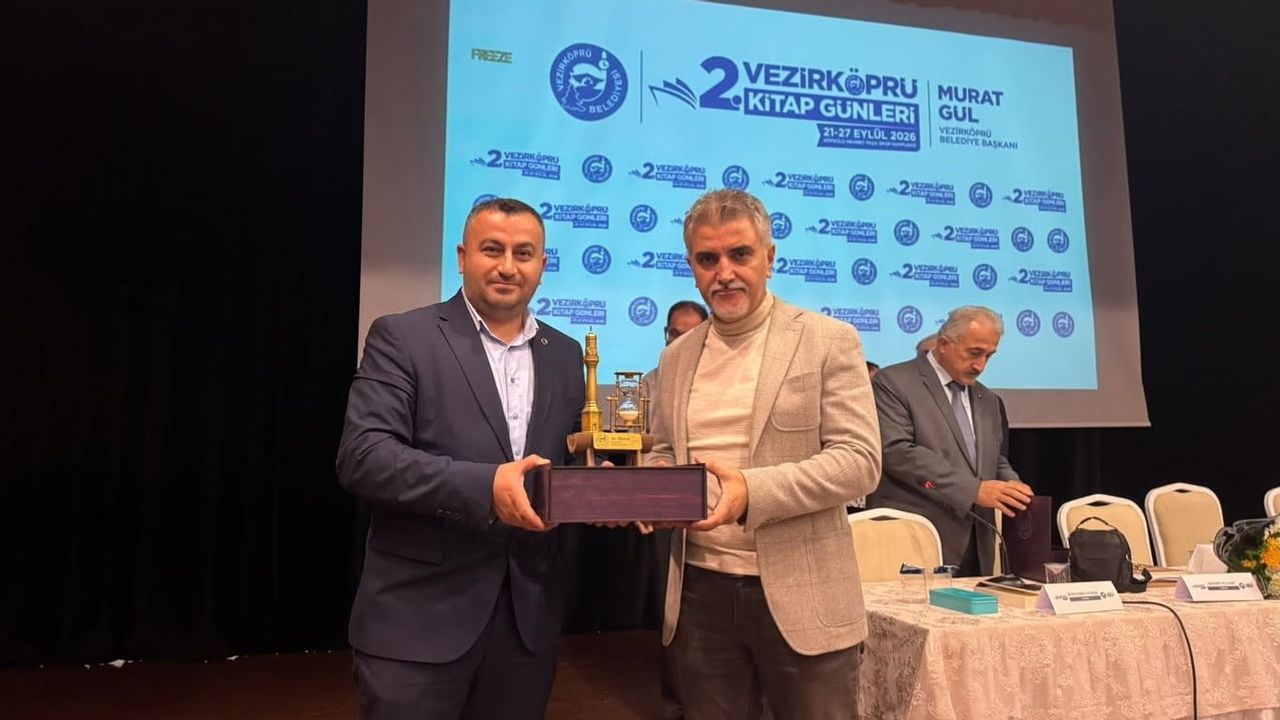 Vezirköprü'de kitap ve eğitim odaklı söyleşi rüzgarı