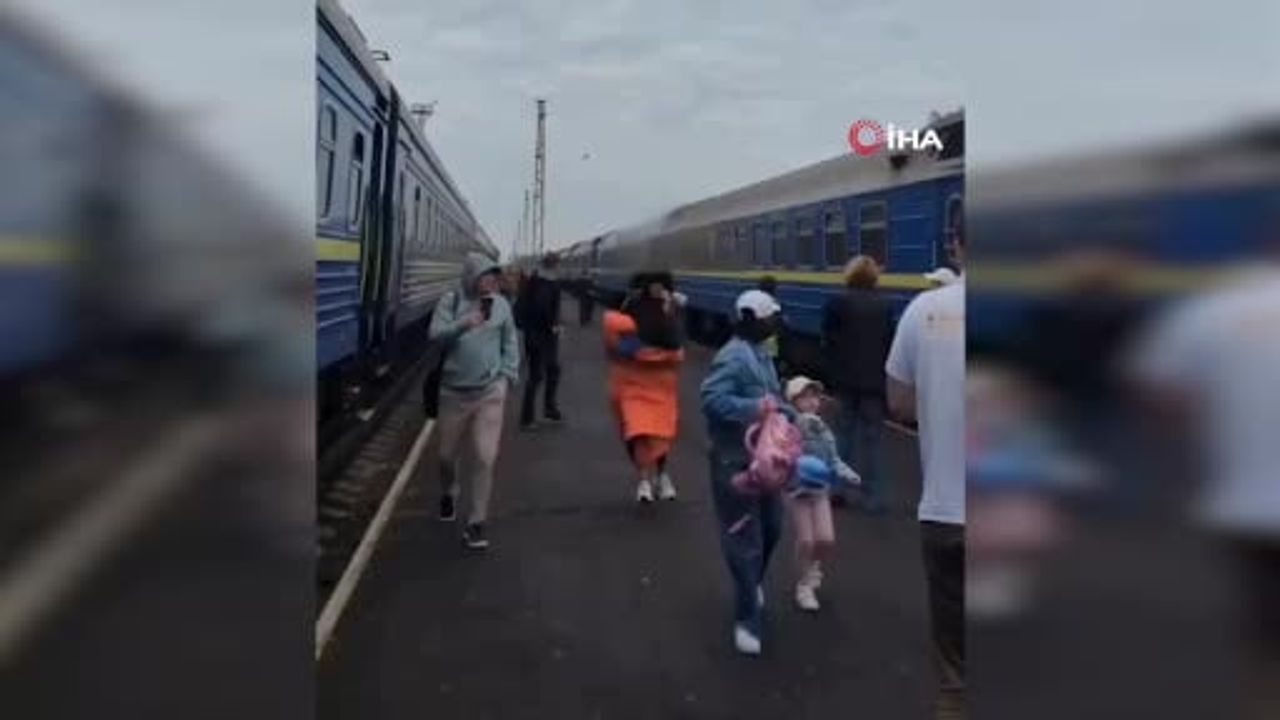 Yahodyn’deki tren saldırısı: Boris Johnson’ın geçtiği hatta insansız hava aracı isabet etti
