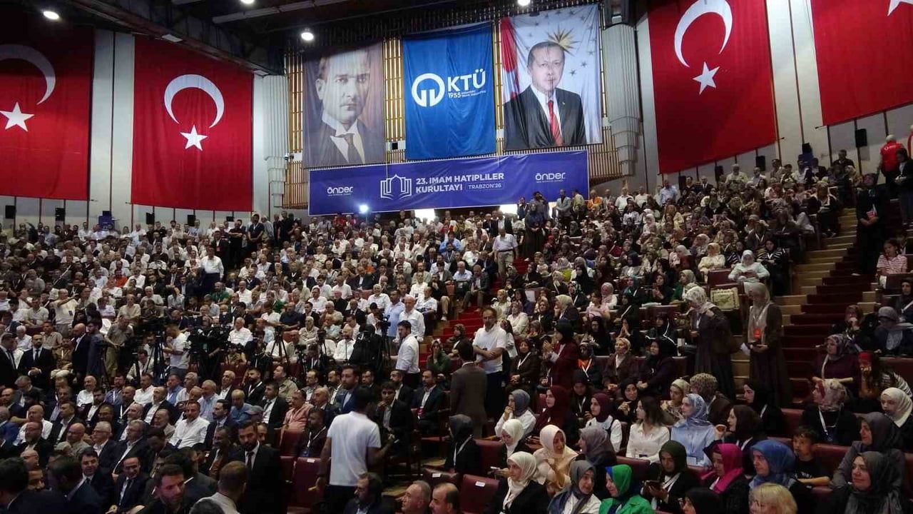 Yapay zekâ simülasyonlarıyla insan yeniden ölçülüyor: Tekin'den eğitim ve değer uyarısı