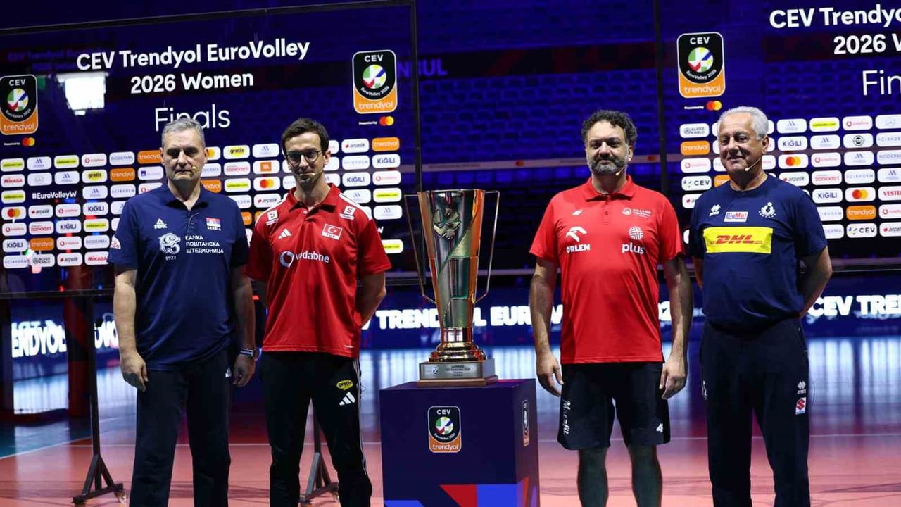 Yarı finale kalan dört takım sahaya odaklandı