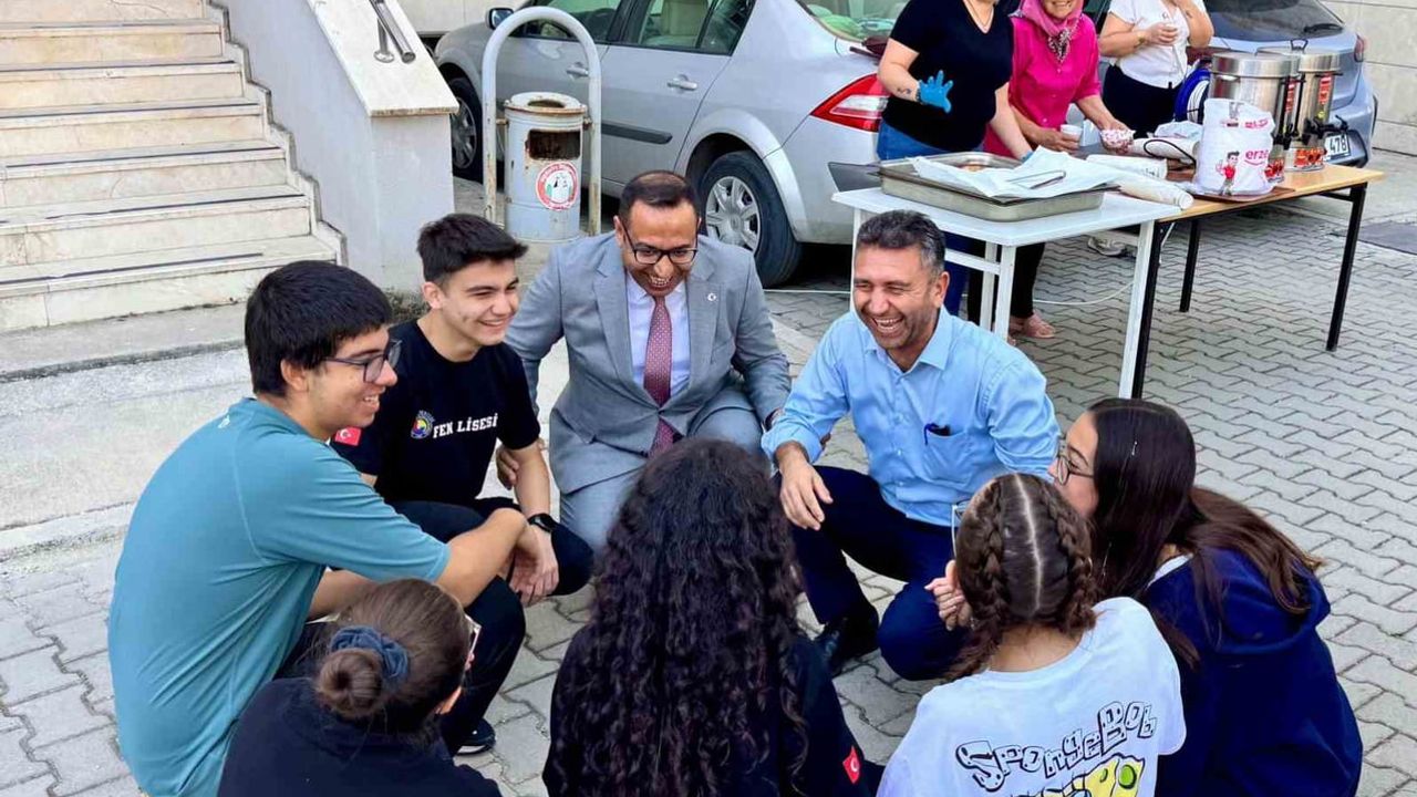 Yeni eğitim yılı coşkusu TOBB Fen Lisesi'nde buluştu