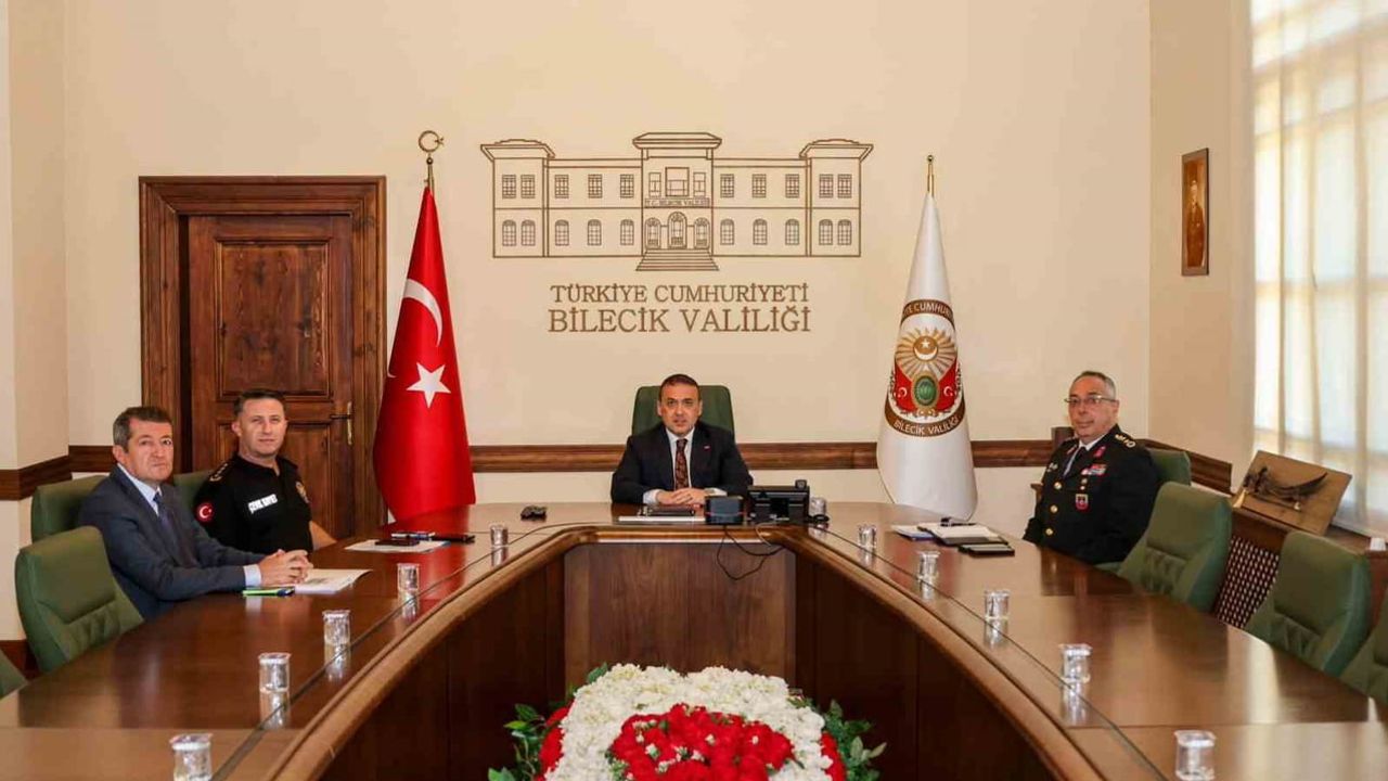 Yeni eğitim yılı öncesi okulların güvenliği için kapsamlı toplantı yapıldı