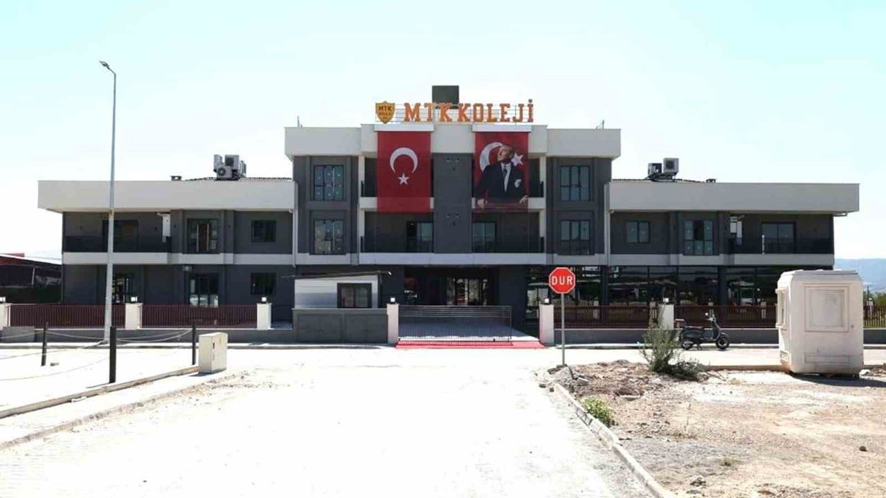 Yeni eğitim yılına güçlü başlangıç: Muğla Teknoloji Koleji anaokulu binasını açtı
