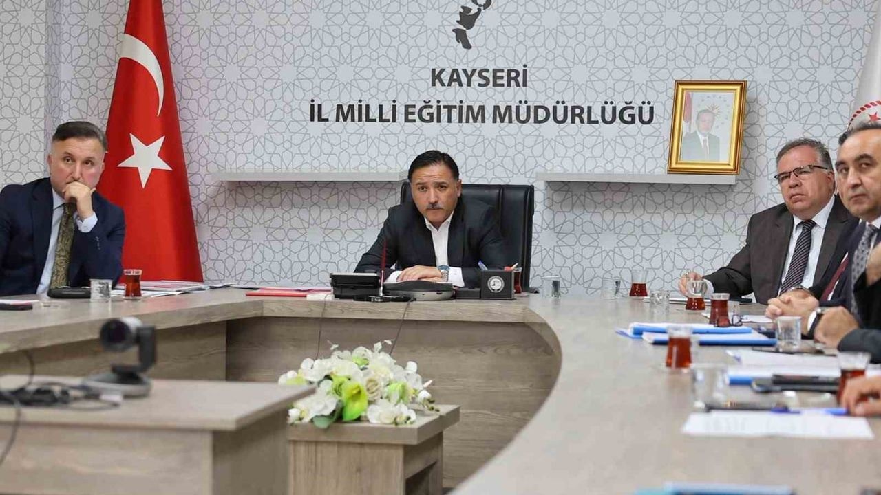 Yeni eğitim yılına hazırlık: valilikten il milli eğitim müdürlüğüne kapsamlı inceleme