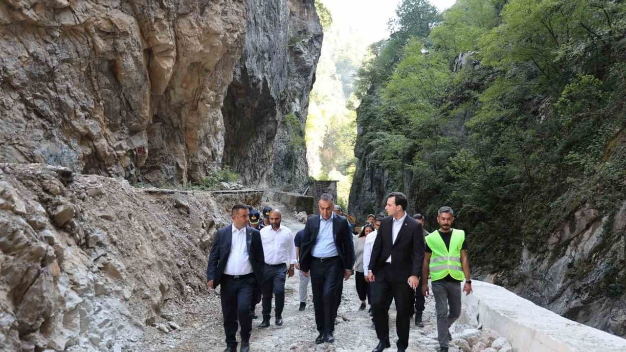 Yenice'de TOKİ konutları ve Şeker Kanyonu çalışmaları incelendi