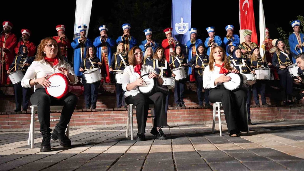 yenişehir'de 88 kişilik toplu gösteriyle festivalde Türkiye'de bir ilk yaşandı