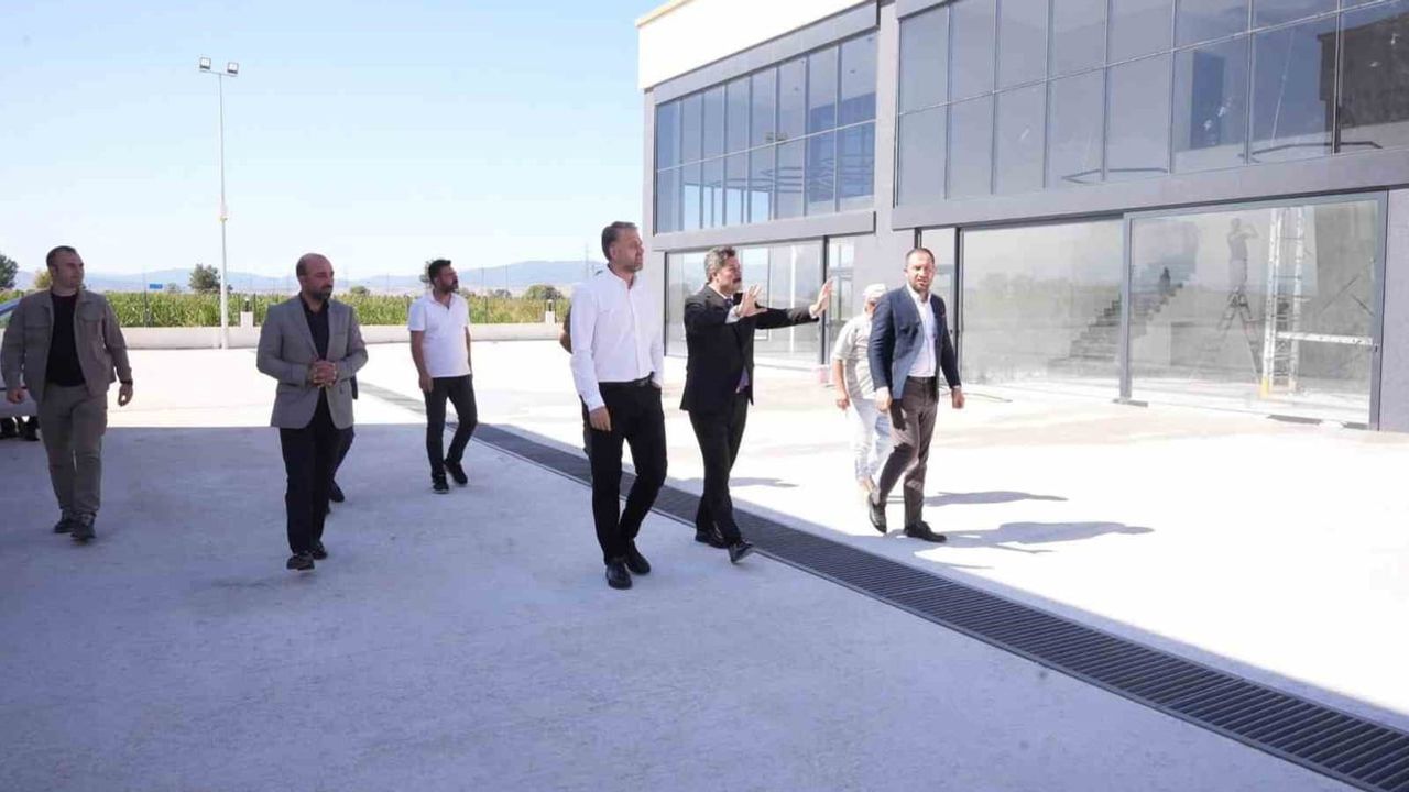Yenişehir'de örnek olacak galericiler sitesi güneş enerjisiyle çalışacak