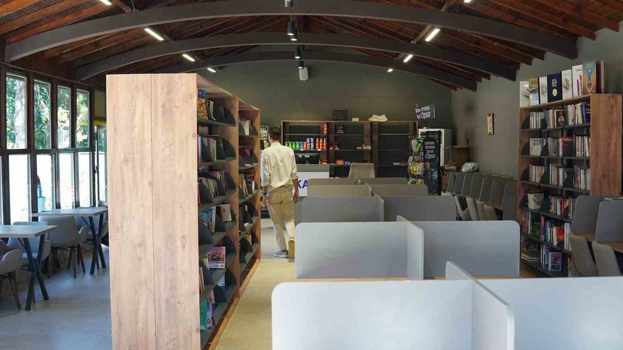 Yenişehir yazlık sinema kütüphanesi bağışlarla canlandı