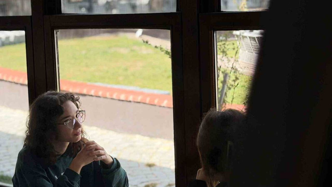 Yenişehir yazlık sinemada kentlilere açılan çok amaçlı kültür sanat kafe