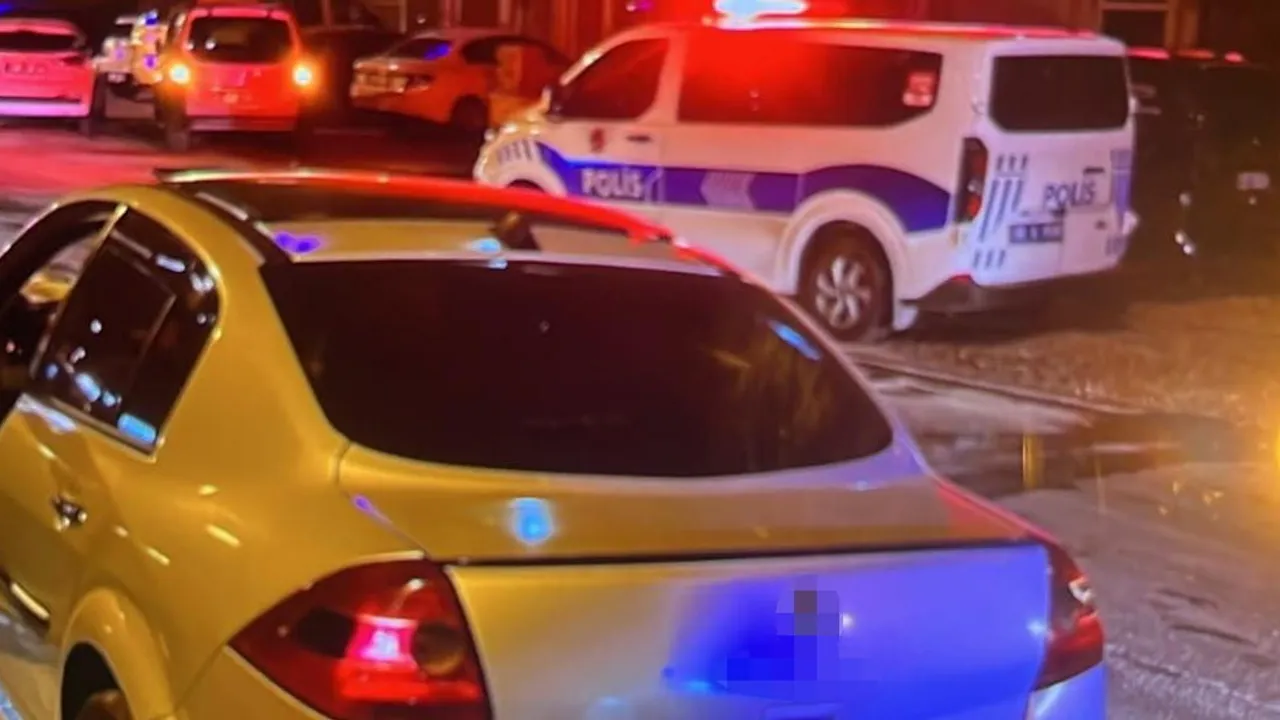 Yerköy'de iki aracın çarpışması sonucu beş kişi yaralandı