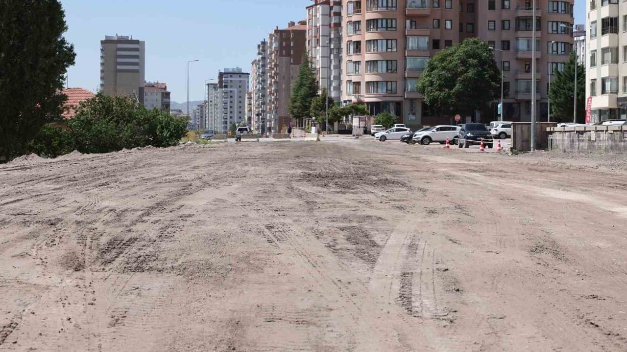 Yıldırım Beyazıt Mahallesi yeni bağlantılarla ulaşımda hareket kazanıyor