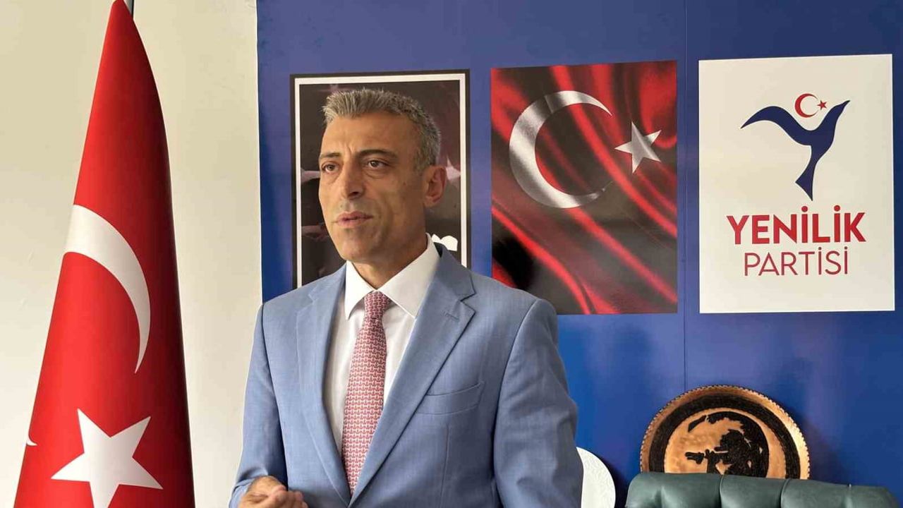 Yılmaz'tan uyarı: Anayasa Mahkemesi kararını beklemek muhalefetin inisiyatifini zayıflatır