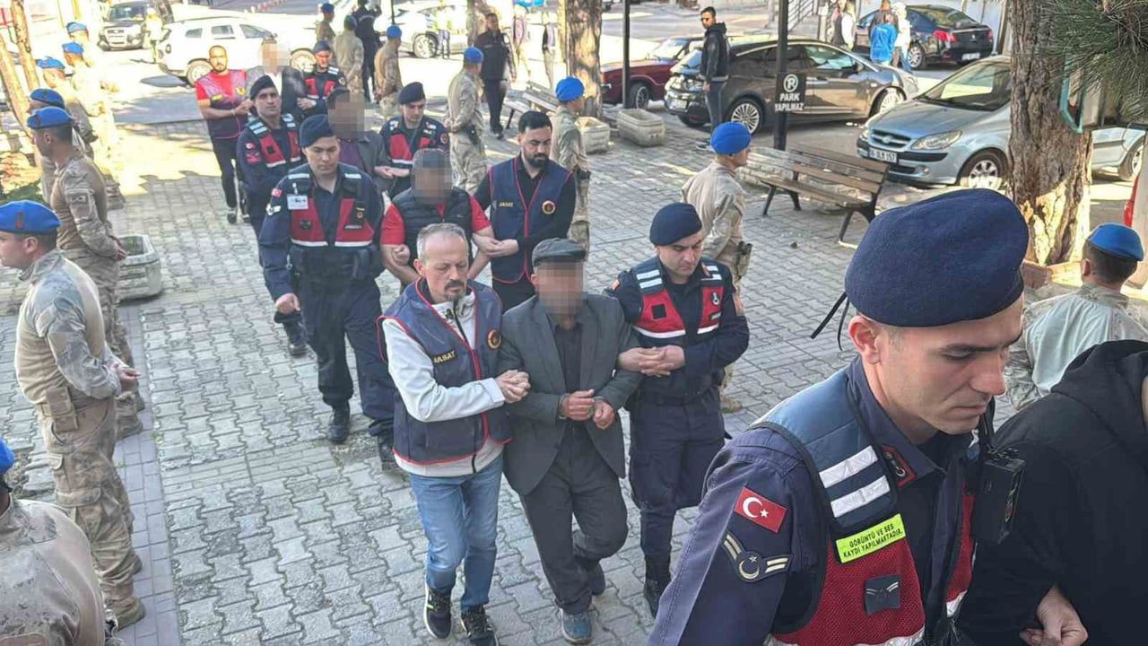 Yirmi yıllık kayıp dosyasında ilk duruşma: aile adalet arıyor