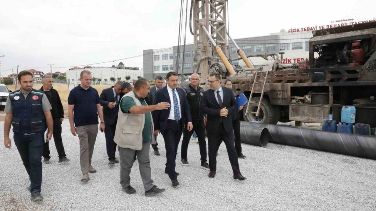 Yoncalı’da İYJ-8 jeotermal üretim kuyusu için sondaj başladı