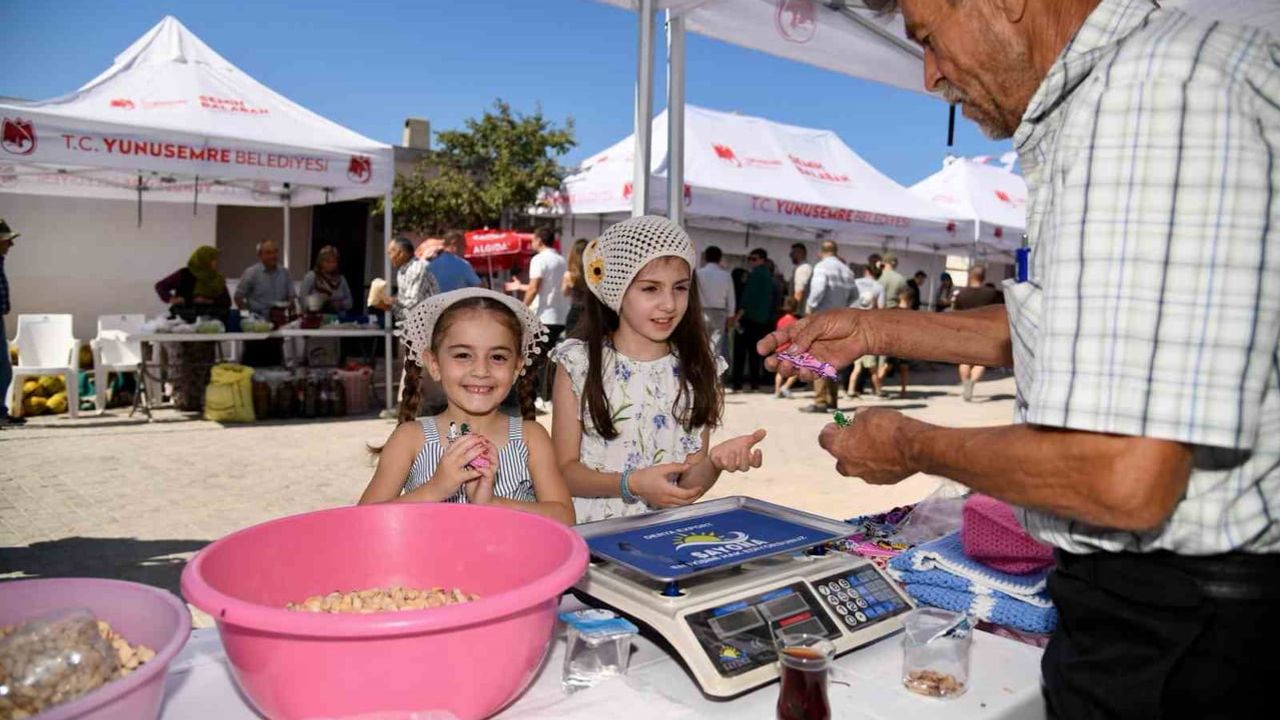 Yuntdağı'nda üreticinin günü: fıstık hasadı ve şenlik coşkusu