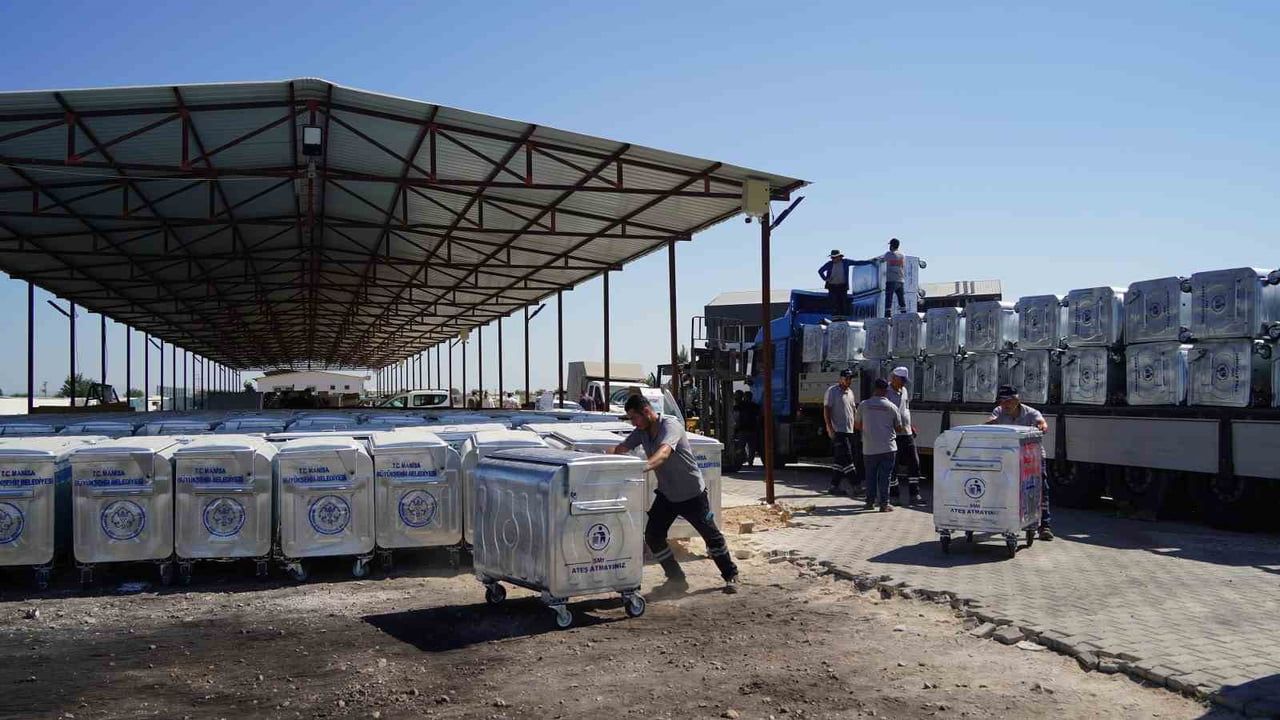 Yunusemre'de çöp konteynerlerinde yüzde 90 yenileme