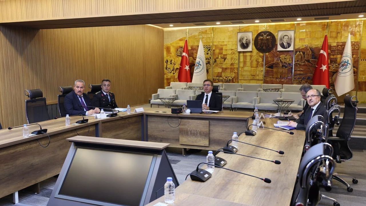 Yurt güvenliğinde koordinasyon güçlendiriliyor: 81 ilin katılımıyla VKS toplantısı