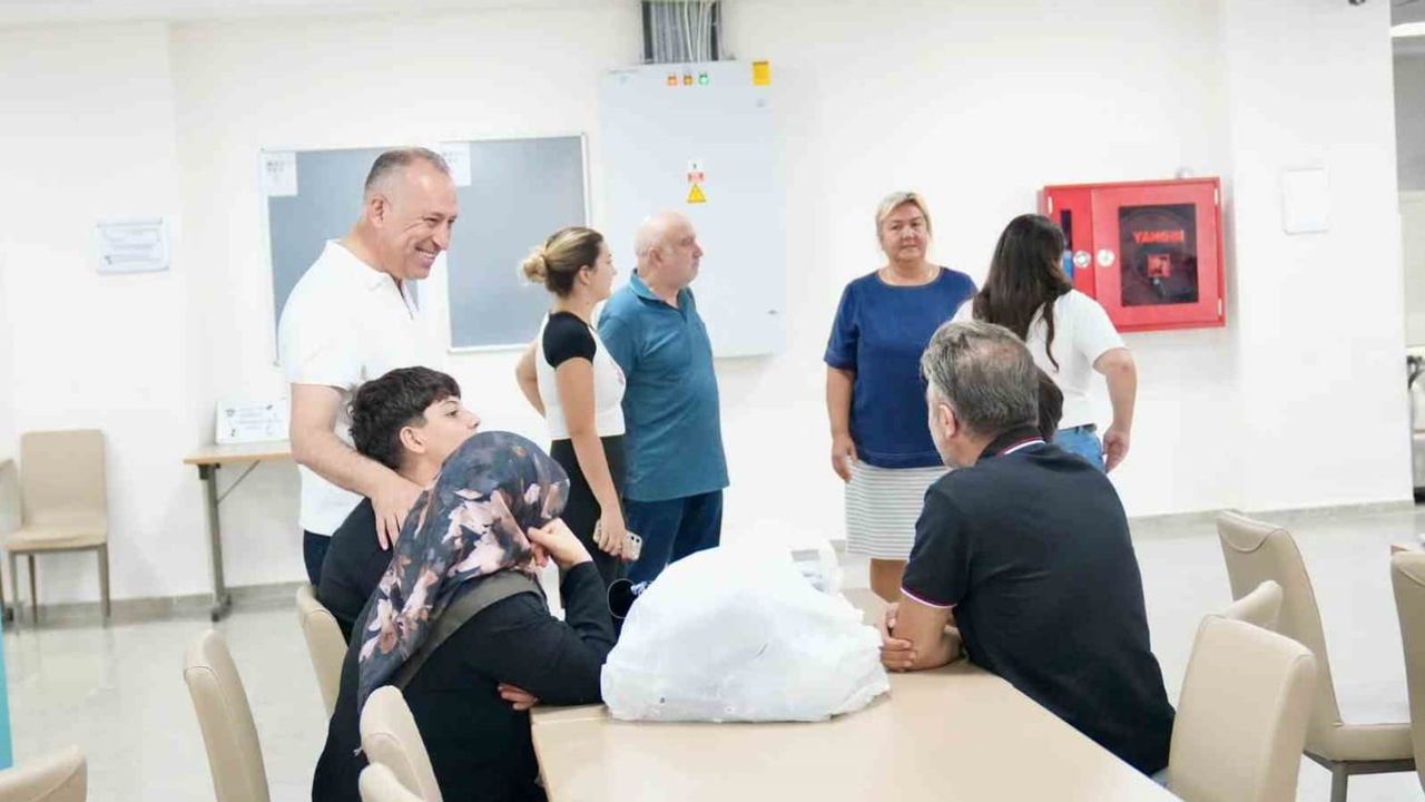 Yurt hazırlıkları yerinde denetlendi: Balıkesir'de öğrenciler ve velilerle beklenti toplantısı