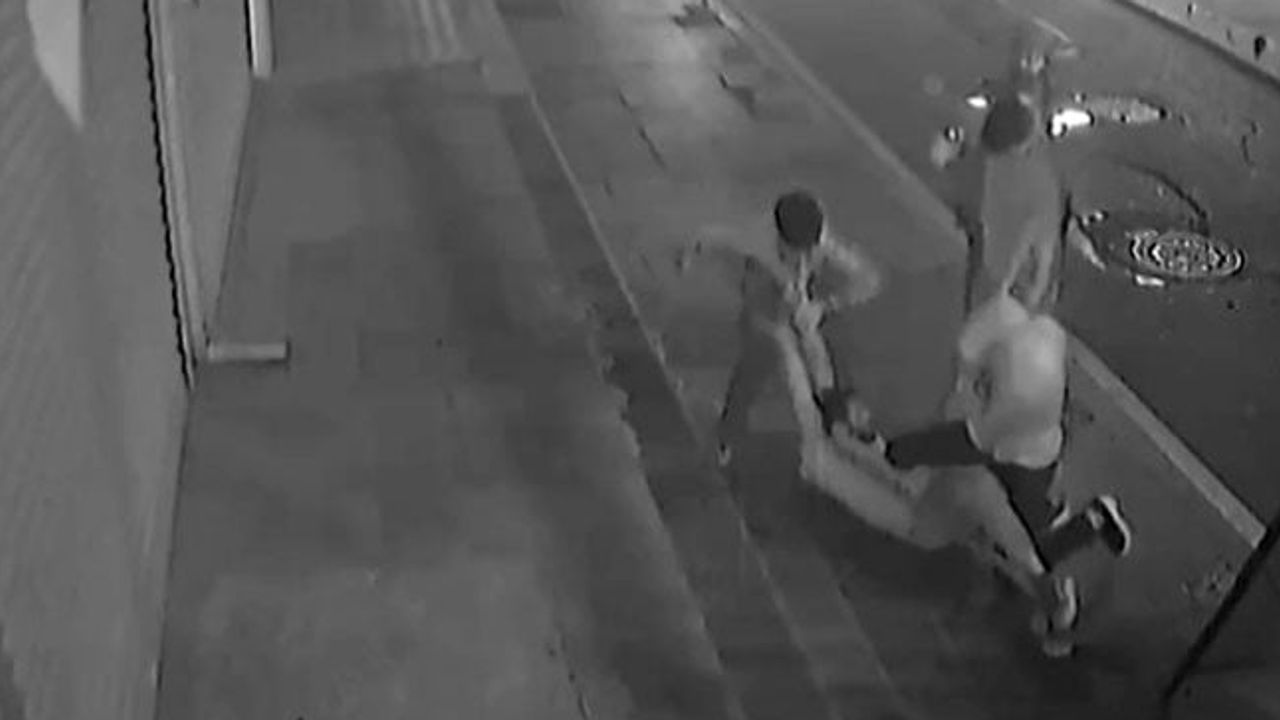 Zeytinburnu'da alacak tartışması sonrası amca çekiç ve sopayla darp edildi