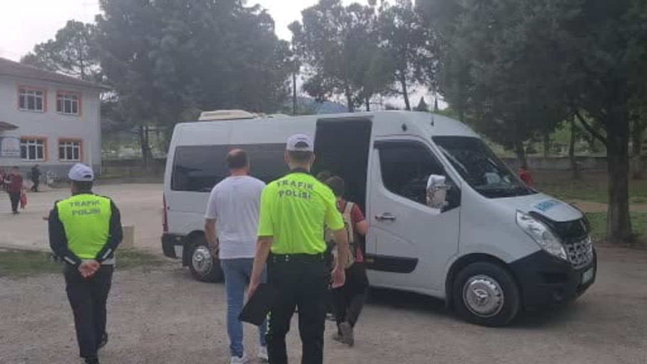 Zonguldak'ta öğrenci servislerinde kapsamlı güvenlik denetimi