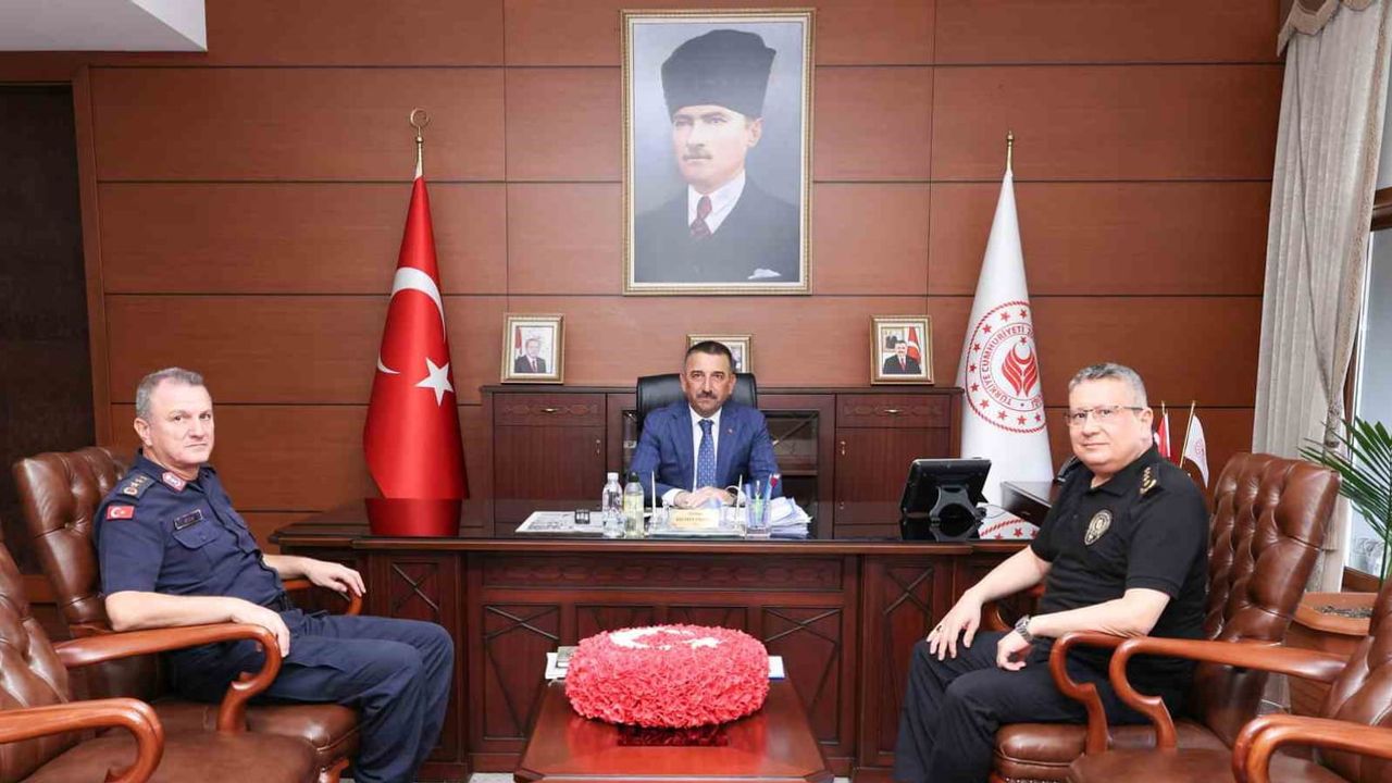 Zonguldak'ta valilik koordinasyonunda asayiş ve güvenlik önlemleri gözden geçirildi