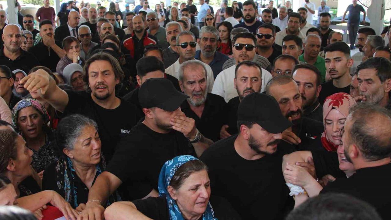 Adanalı gencin son yolculuğu: feryatlar ve ağıtlarla Kabasakal mezarlığına uğurlandı