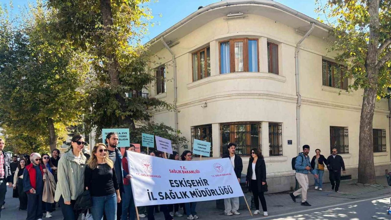 Adımlar sağlık için birleşti: Eskişehir'de yürüyüş etkinliği