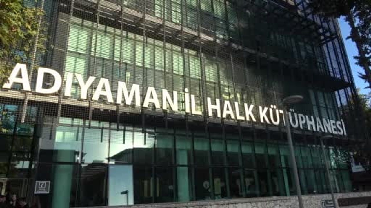 Adıyaman'da hafızayı gün yüzüne çıkaran sergi sanatseverlerle buluştu