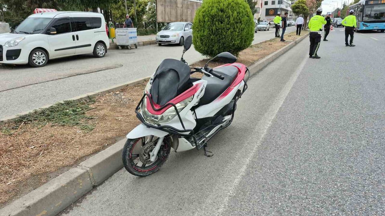 Adıyaman'da yaya geçidinde kaza: motosiklet çarpması sonucu biri ağır iki yaralı