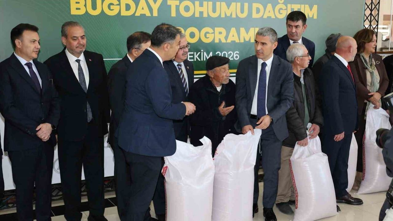 Afyonkarahisar’da üreticilere yüzde 50 hibe ile buğday tohumu desteği