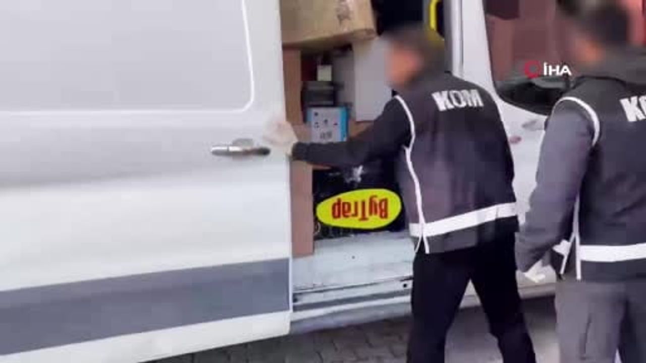 ağrı'da geniş çaplı operasyon: bir ayda 28 bin 950 paket kaçak sigara yakalandı