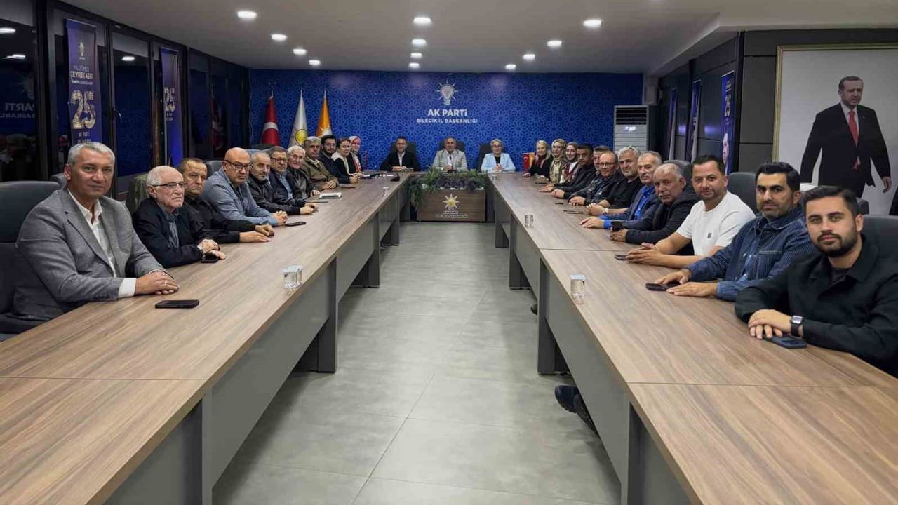 Ak Parti Bilecik teşkilatı hizmet odaklı yeni dönem yol haritasını açıkladı
