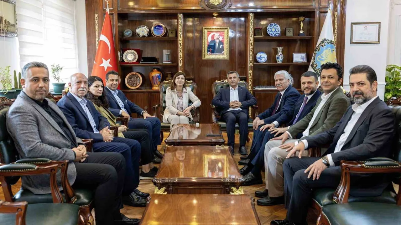 AK Parti il başkanlığından DBB eşbaşkanlarına nezaket ziyareti