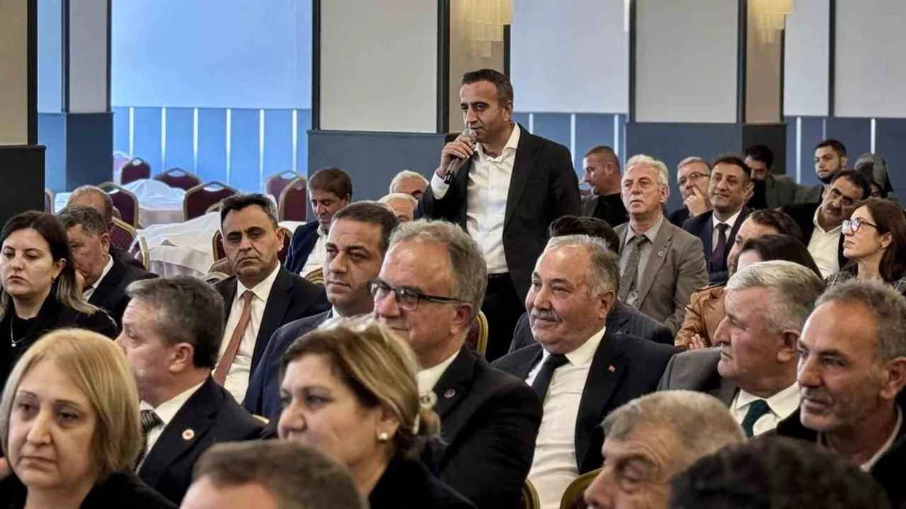 Akçadağ'ın projeleri için başkentte temasları yoğunlaştırdı