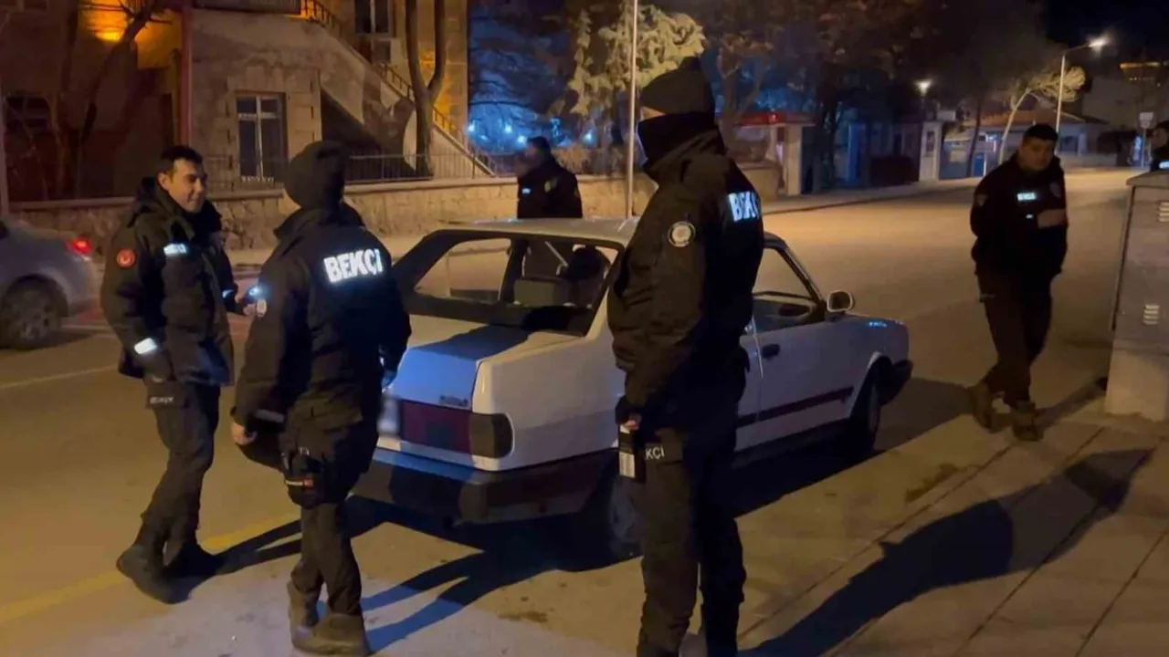 Aksaray'da gece düzenlenen kapsamlı şok uygulama
