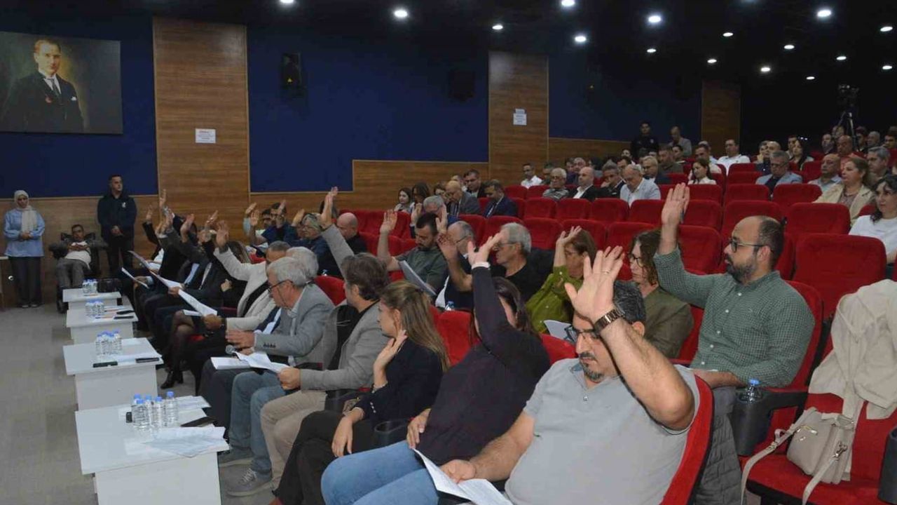 Aliağa belediyesinde teşkilat yapısı yenilendi: yeni müdürlükler kuruldu, bazı birimler kapatıldı