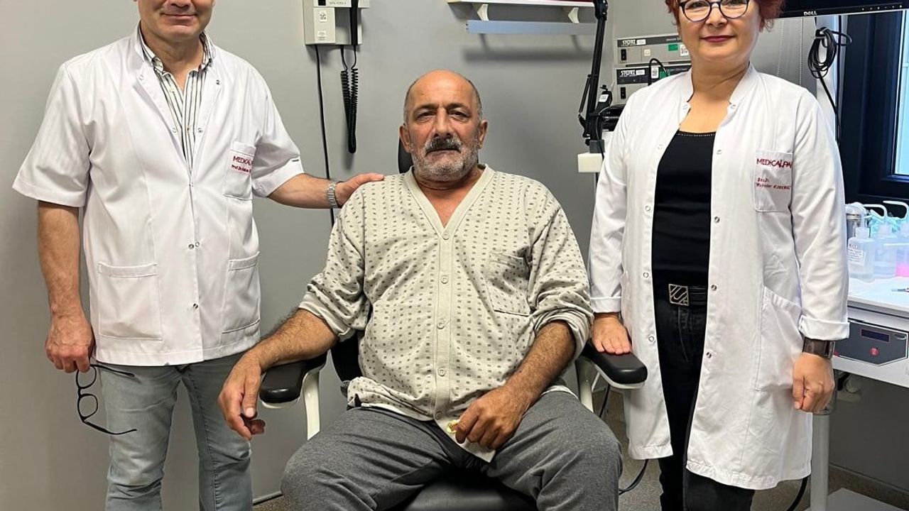 Altı saatlik ameliyatla dildeki tümör çıkarıldı