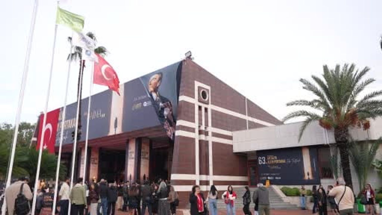 Altın Portakal'da oyuncuların uluslararası görünürlüğünü artırma yolları konuşuldu