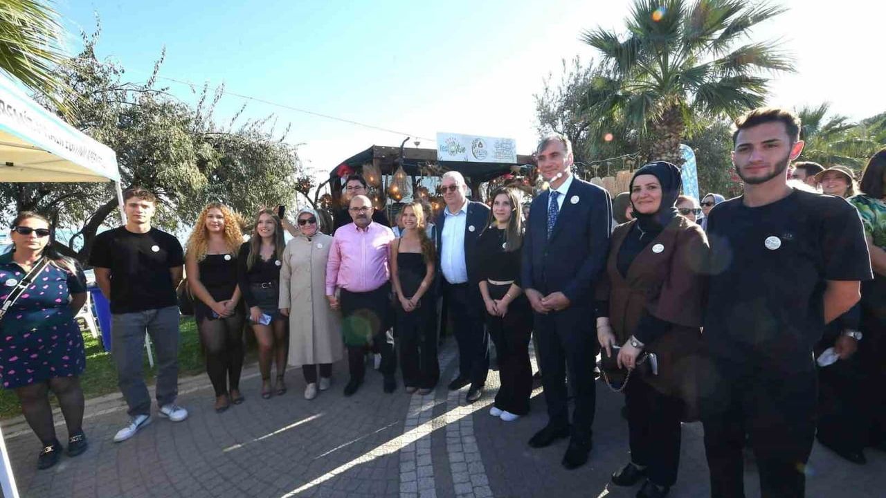 Altınoluk meslek yüksekokulu öğrencilerinin rekor desteği kutlandı