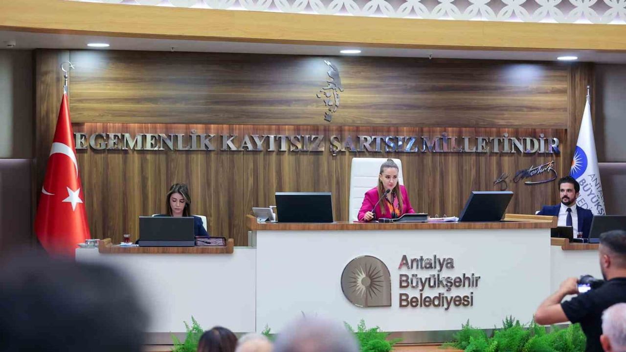 Altıntaş çanağındaki yağmur suyunu denize ulaştırma projesi kurum onayı bekliyor