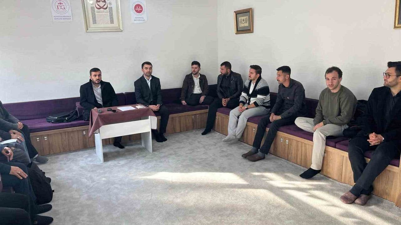 Altıntaş’ta vaaz sanatını güçlendirmeye odaklanan eğitim programı