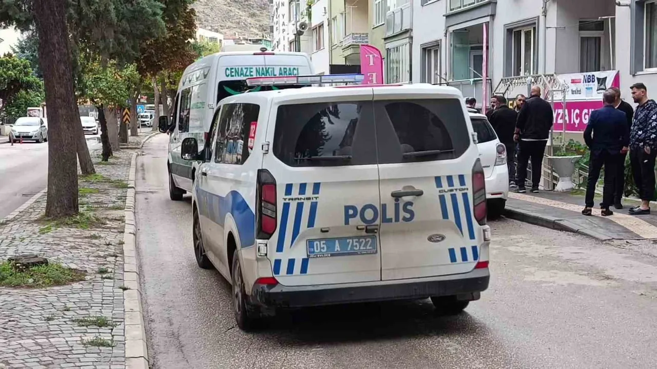 Amasya'da kilitli odada bulunan 16 yaşındaki öğrencinin ölümü inceleniyor