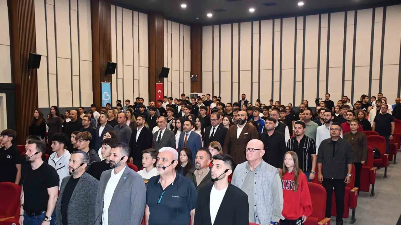 Amatör ruh ve bilim buluşması genç sporcuların ufkunu genişletti