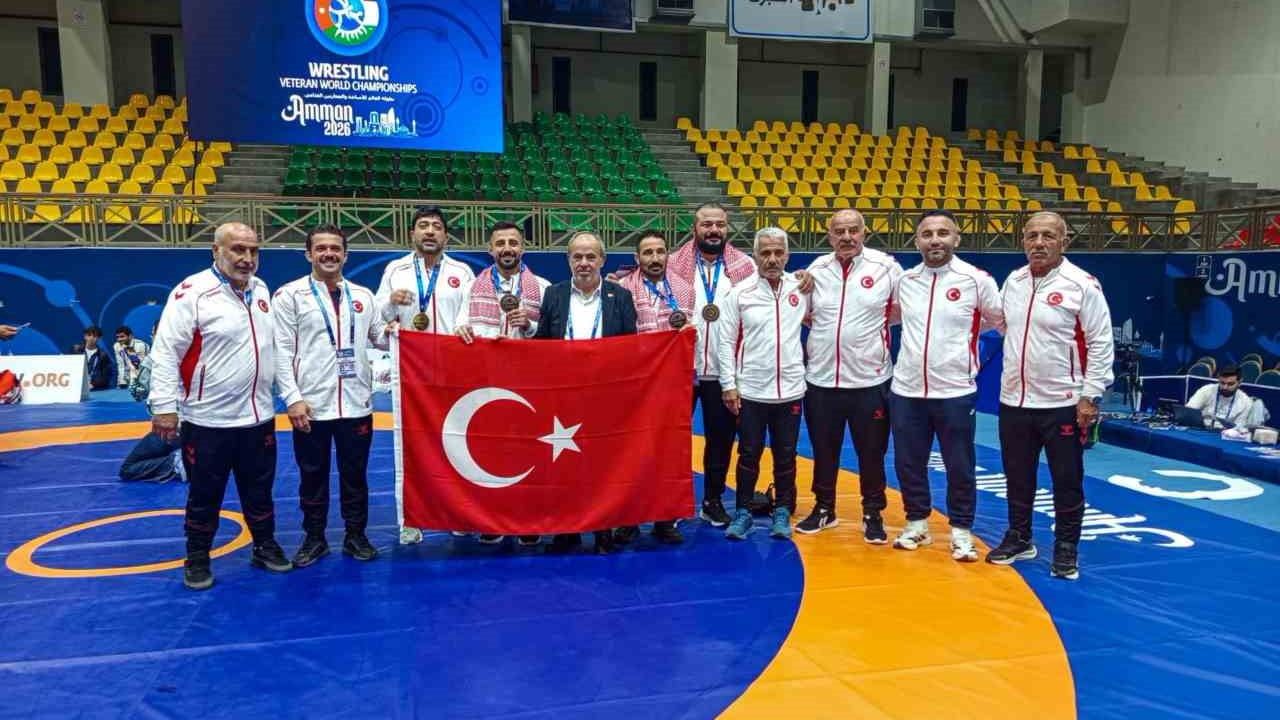 Amman'da veteran güreşçilerimiz grekoromen kategoride 4 madalya ile döndü