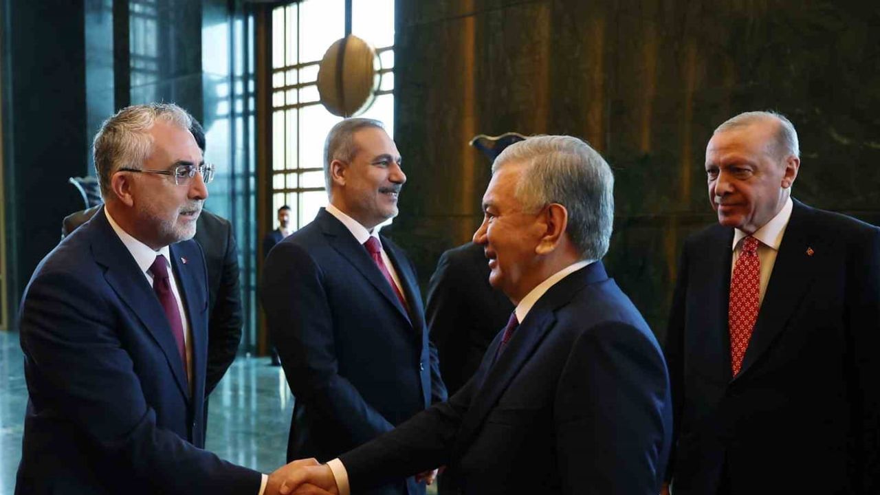 Ankara'da beş anlaşma: Erdoğan ile Mirziyoyev iş birliğini genişletti